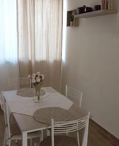 Apartment La Casa Di Carla *